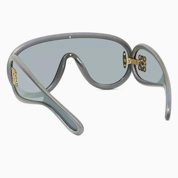 LOEWE x Paula's Ibiza Grey Holographic Mask Sunglasses - Picture 4 of 5